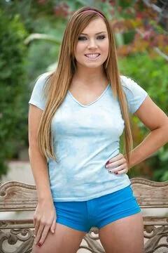 Tiff Bannister Tiff Bannister