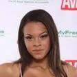 Halle Hayes